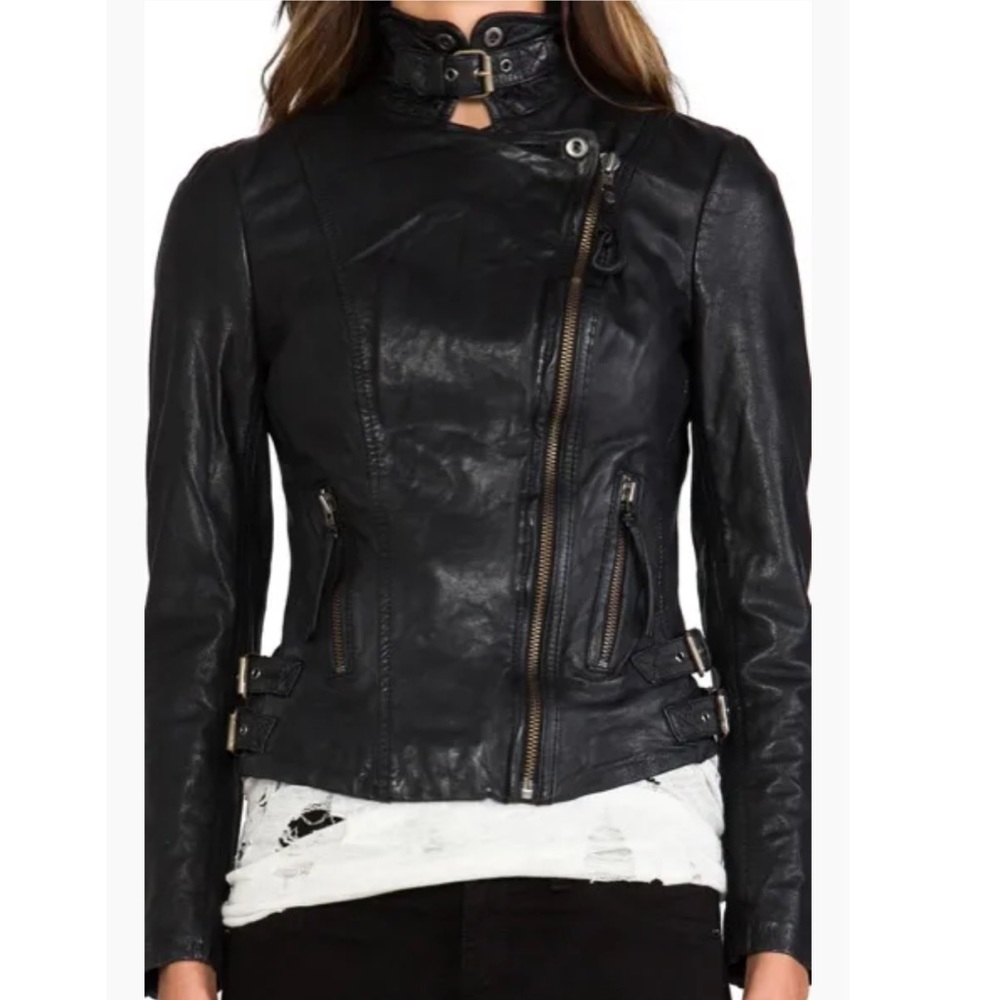 New with defect MUUBAA leather jacket US8